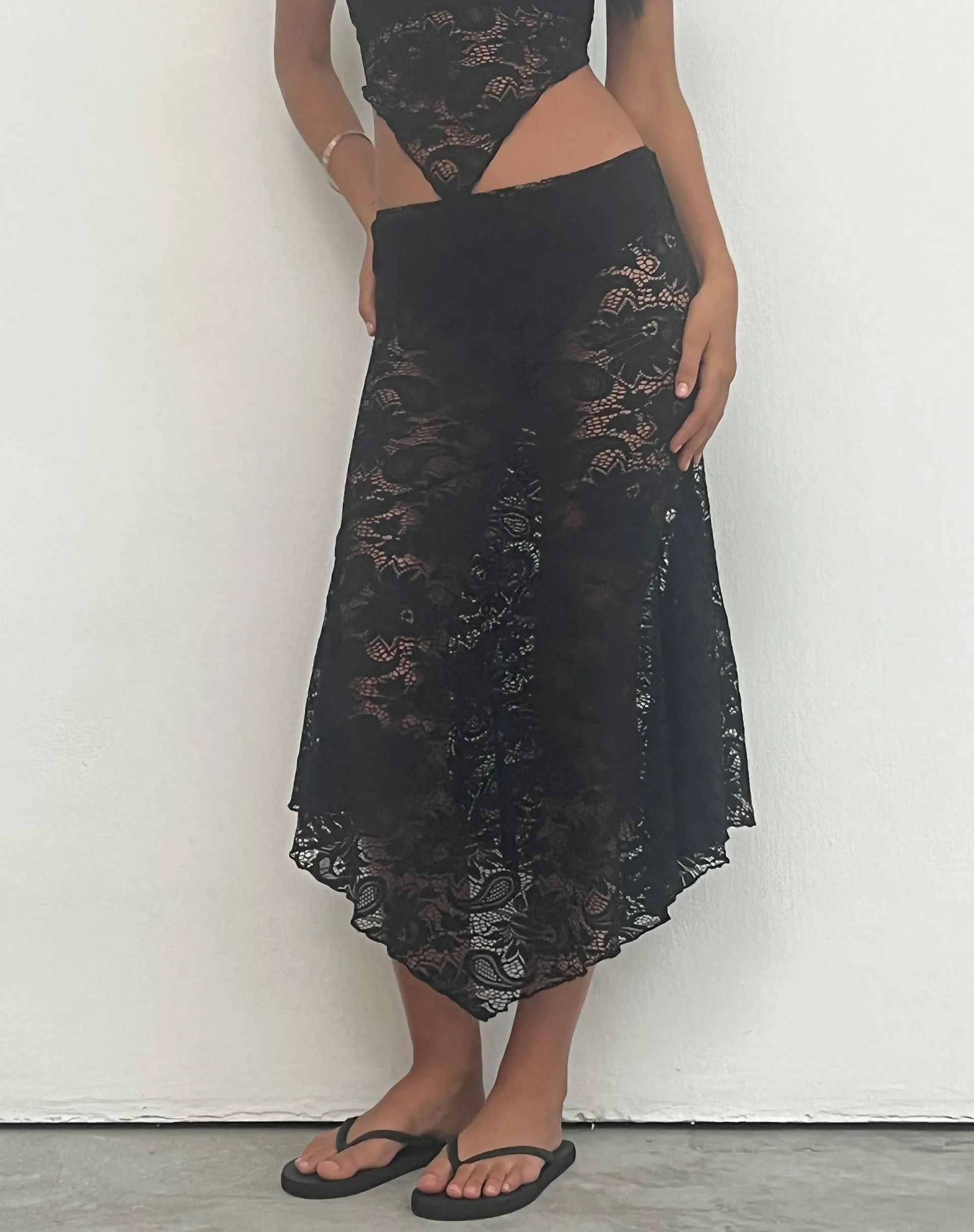 Vana Waterfall Hem Lace Midi Skirt in Jet Black